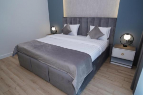 B&M Hotel